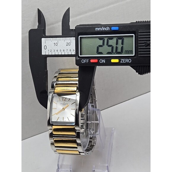 Jacques Lemans Geneve G2101 JL Two Tone Stainless Quartz Swiss Watch New Battery - Picture 4 of 8